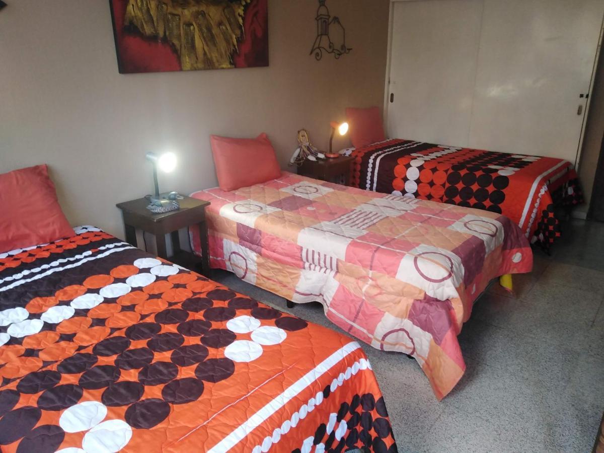 Hostal Los Lagos Inn Guatemala Exterior foto
