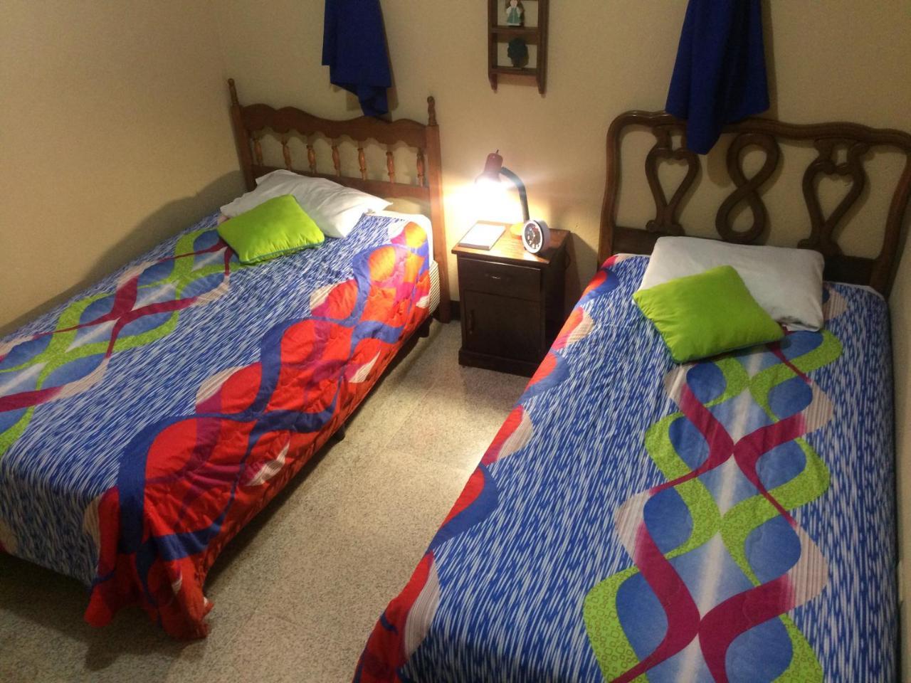 Hostal Los Lagos Inn Guatemala Exterior foto